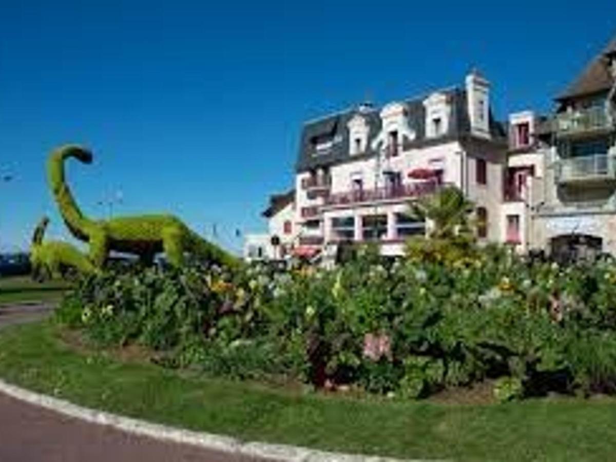 Appartement En Front De Mer A Villers-Sur-Mer Face Au Casino, 2P Tout Equipe Avec Parking Privatif - Fr-1-712-14 Dış mekan fotoğraf
